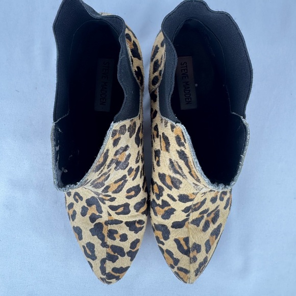 Steve Madden Leopard Print Calf Hair Ankle Bootie - Picture 4 of 11